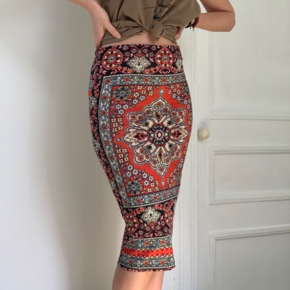 TOPSHOP Persian Rug Tube Skirt Size 4. RARE ☆
